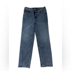 Express Women's High Waisted Straight Ankle Jeans in a light wash size 4